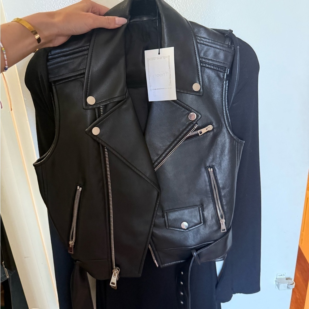 Theory Black real leather vest - Picture 1 of 2